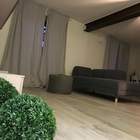 Apartamento Bright Newly Renovated Apartment *