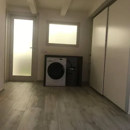 Bright Newly Renovated Apartment Apartamento *